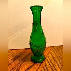 Vintage Green Starburst Embossed Mini Bud Vase -7” Height